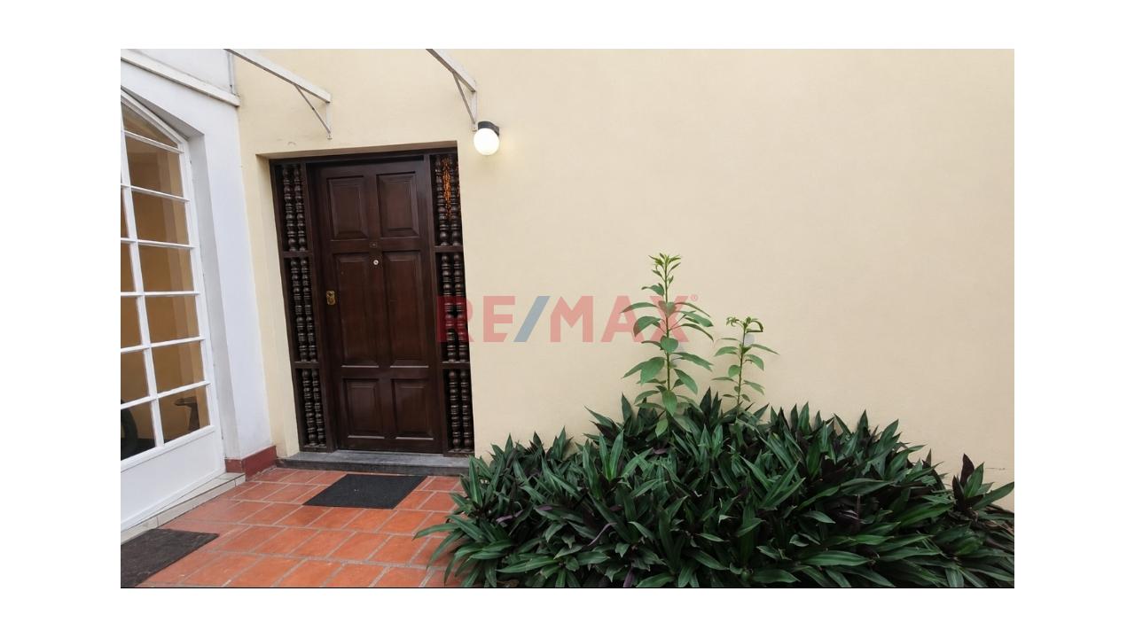 ✨🏡 ¡Exclusivo Departamento En El Corazón De Miraflores! 🏡✨ — foto 6