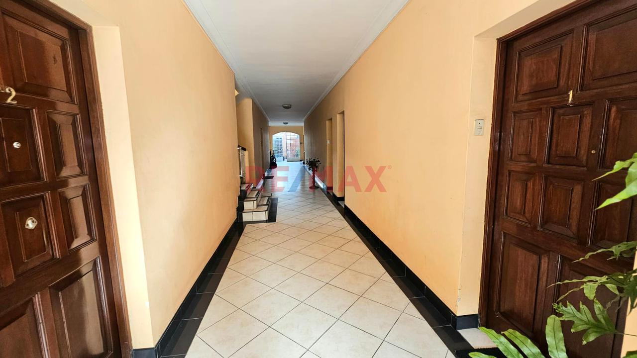 ✨🏡 ¡Exclusivo Departamento En El Corazón De Miraflores! 🏡✨ — foto 4