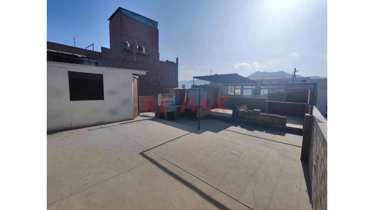 Alquiler De Casa Comercial O Edificio Para Oficinas En San Juan De Lurigancho - 15