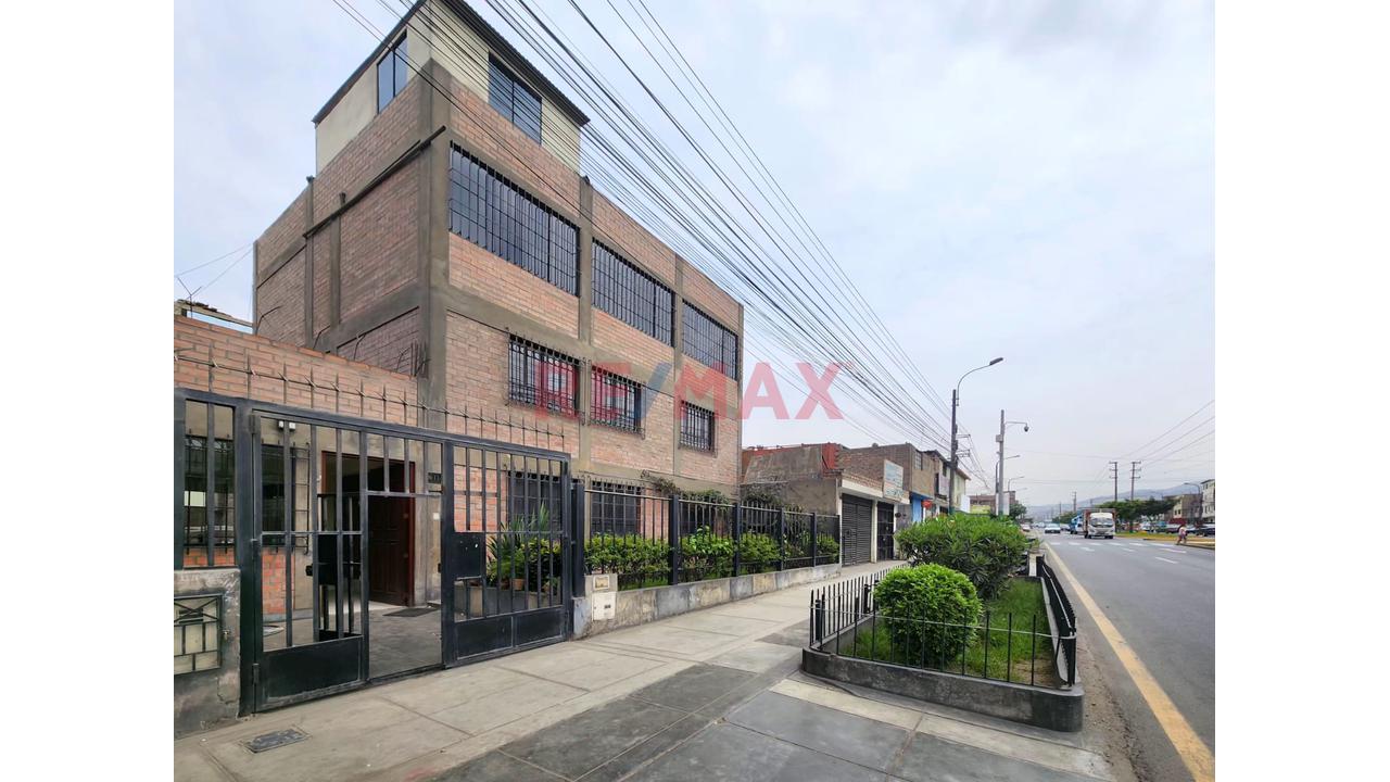Alquiler De Casa Comercial O Edificio Para Oficinas En San Juan De Lurigancho - 19