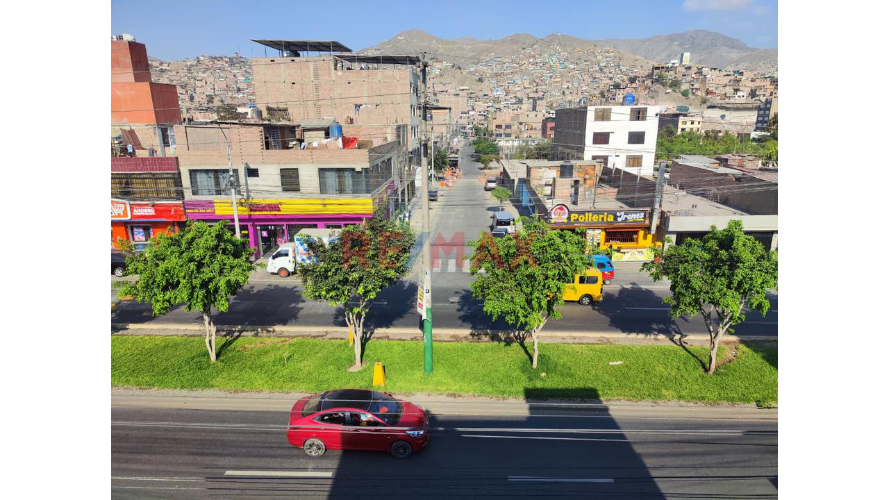 Alquiler De Casa Comercial O Edificio Para Oficinas En San Juan De Lurigancho - 17