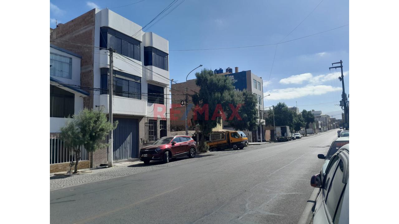 Se Alquila Cuarto Con Baño En Costa Azul - 5