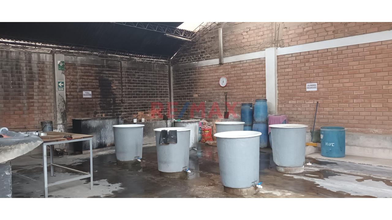 🏭✨ Oportunidad De Inversión Industrial + Vivienda Incluida ✨🏡 - 11