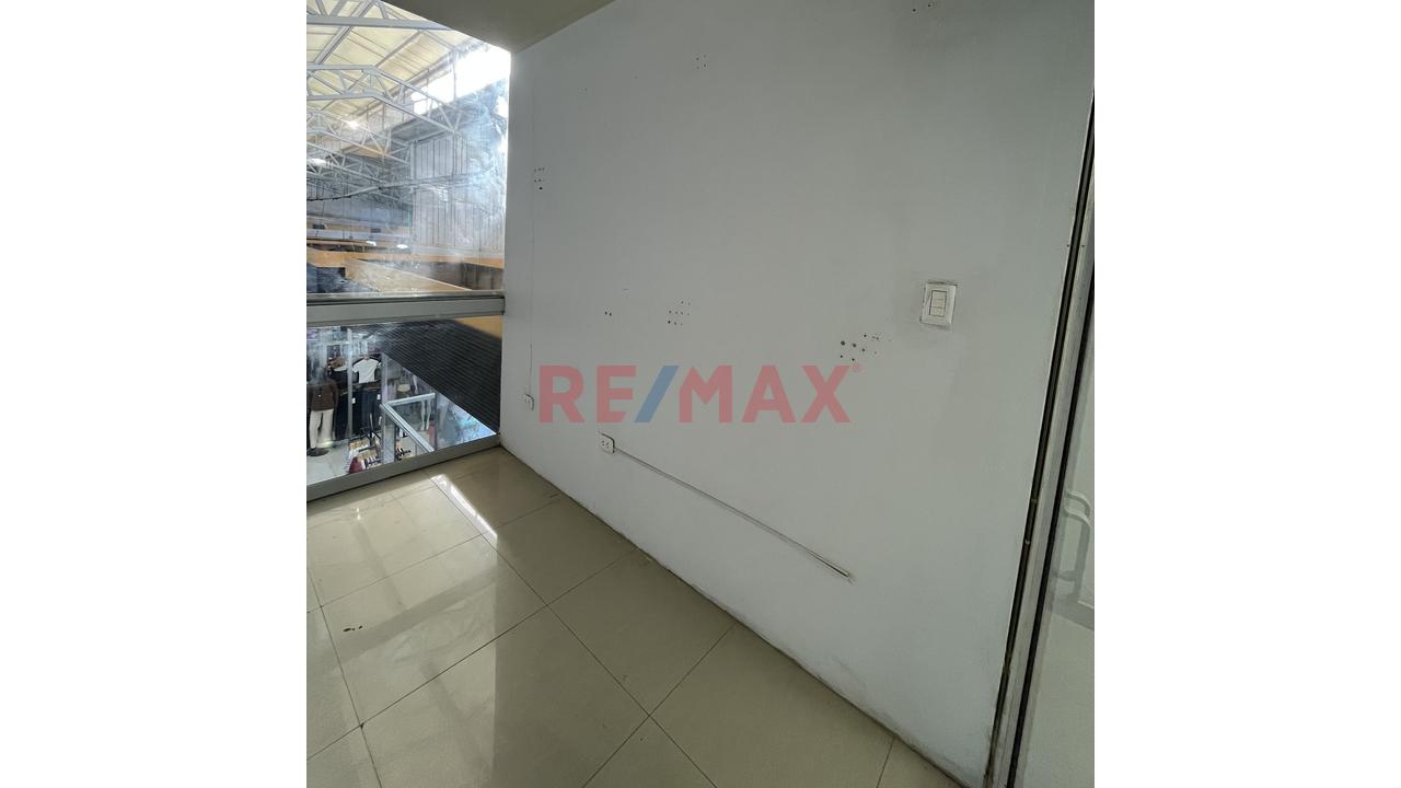 ¡Oportunidad De Alquiler Comercial! - 2