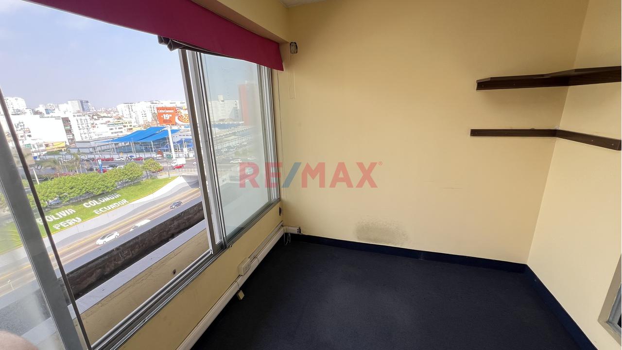 🏢 ¡Oficina En Venta Con Vista Panorámica En Ubicación Estratégica De San Isidro! — foto 6
