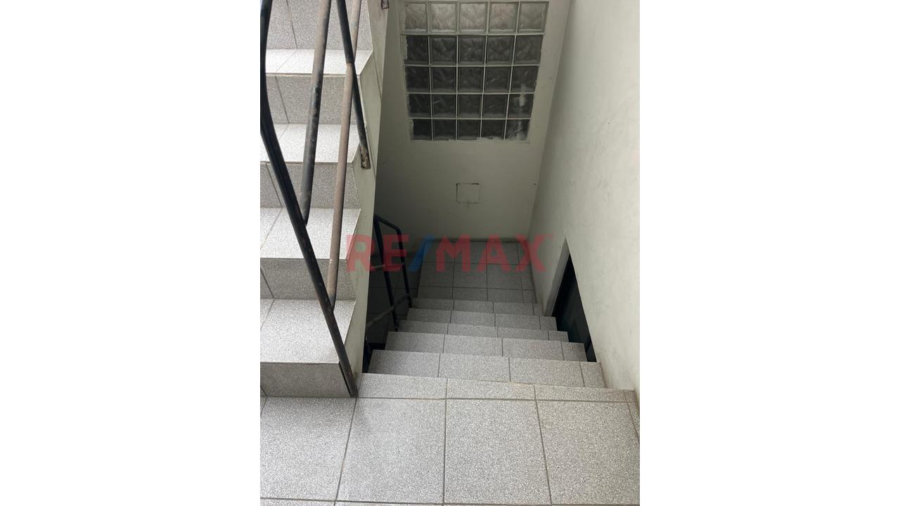 Bajo De Precio!  Venta De Departamento En Los Olivos — foto 3