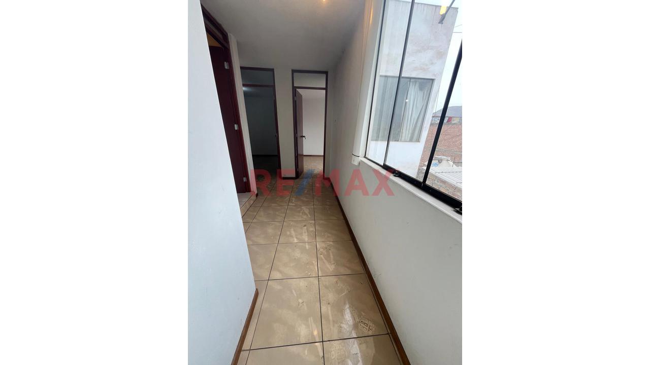 Bajo De Precio!  Venta De Departamento En Los Olivos — foto 8