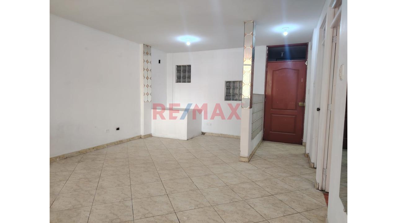 Departamento En Venta Piso 2 Frente A Parque Y Cerca A Las Avenidas Principales 🏡 — foto 6