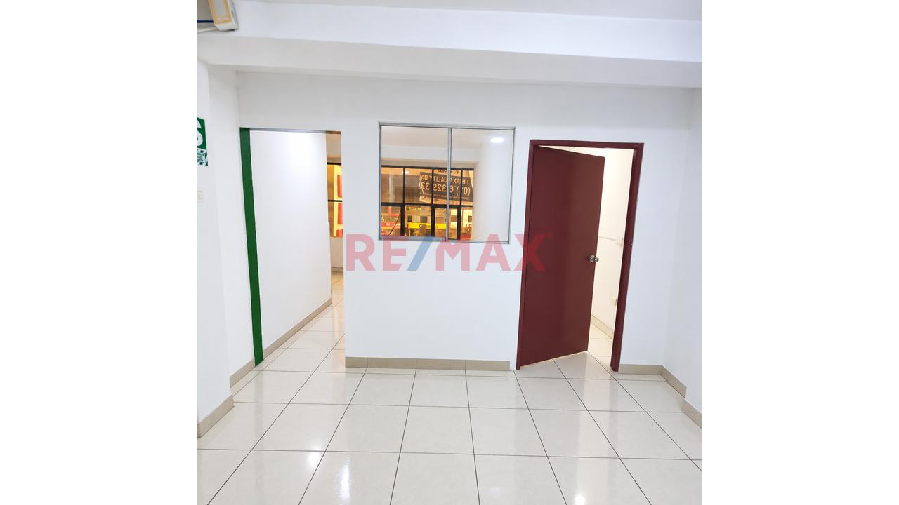 🏢 Local Comercial En Av. Wiese - 3Er Piso– Frente A Estación San Martín - 13