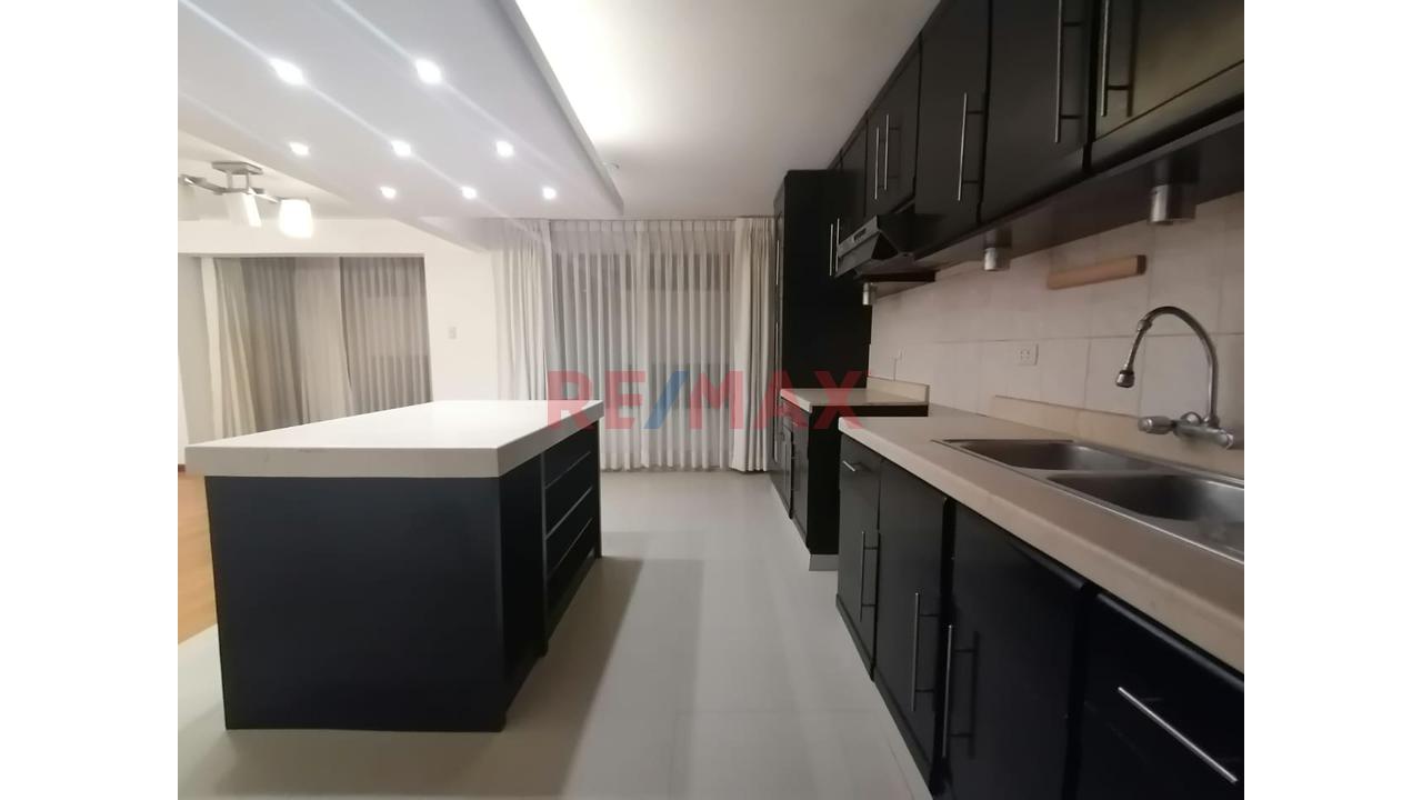 Venta De 3 Inmuebles: Departamento Exclusivo, Cochera Y Depósito Amplio De 2 Niveles En La Mejor Zona De Cusco – Urb. Santa Mónica! — foto 13