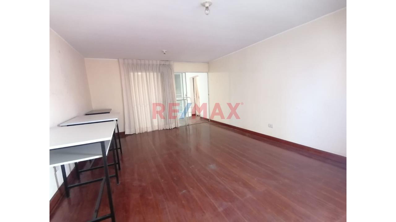 Venta De 3 Inmuebles: Departamento Exclusivo, Cochera Y Depósito Amplio De 2 Niveles En La Mejor Zona De Cusco – Urb. Santa Mónica! — foto 7