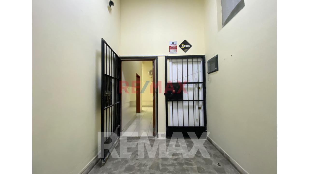 Venta De Oficina En Edificio En  Avenida Alfredo Benavides En  Miraflores — foto 9