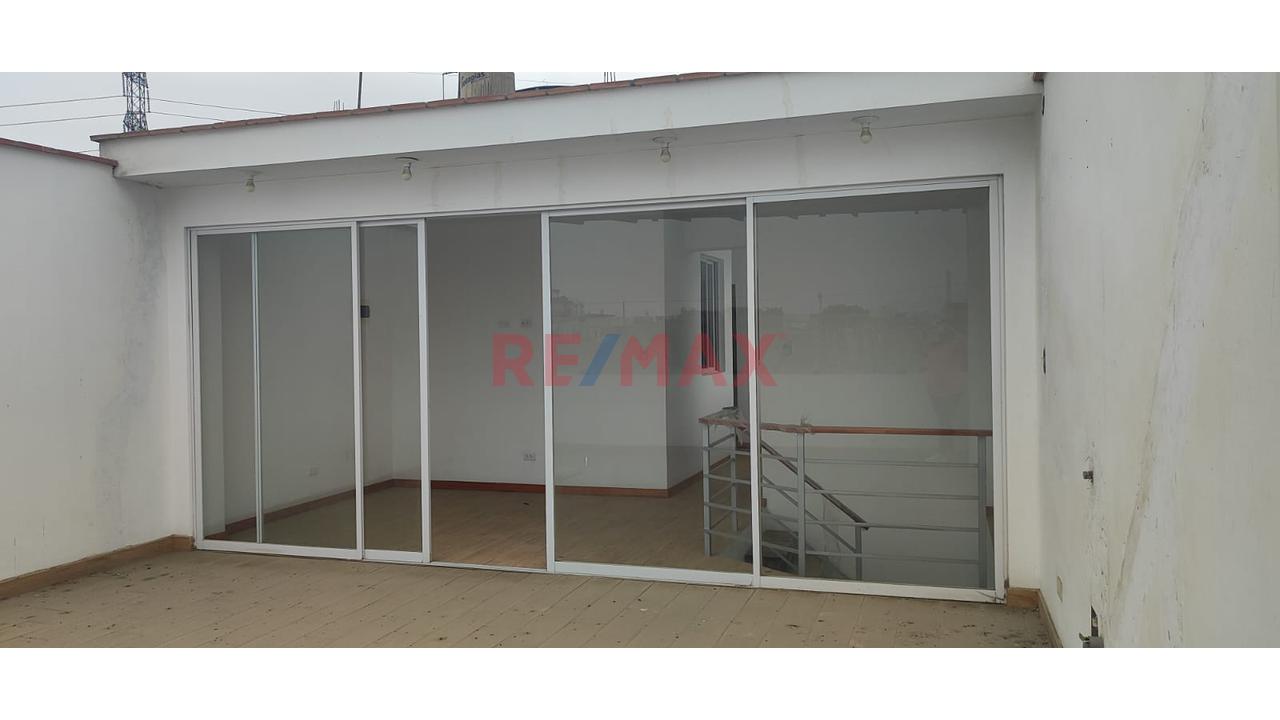 Se Vende Hermoso Duplex En Puente Piedra - 3