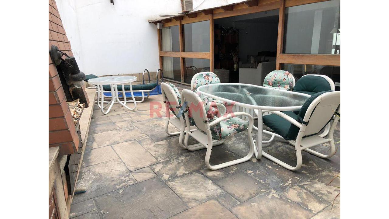 Casa Exclusiva En Barranco Límite Miraflores Y Surco — Ubicación Estratégica Y Espacios Premiun - 20