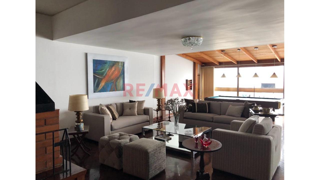 Casa Exclusiva En Barranco Límite Miraflores Y Surco — Ubicación Estratégica Y Espacios Premiun — foto 11