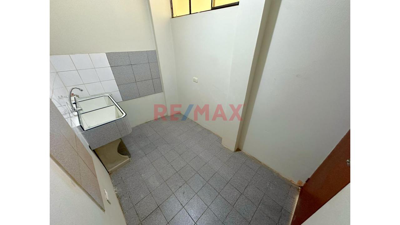 🔥🏢 ¡Gran Oportunidad En Smp! Funcional Departamento En Venta Con Vista Externa Y Rápida Conectividad 📍✨ — foto 5