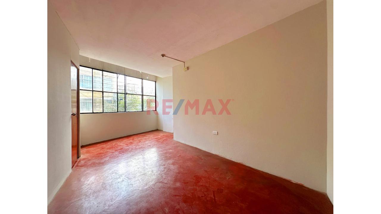 🔥🏢 ¡Gran Oportunidad En Smp! Funcional Departamento En Venta Con Vista Externa Y Rápida Conectividad 📍✨ — foto 3