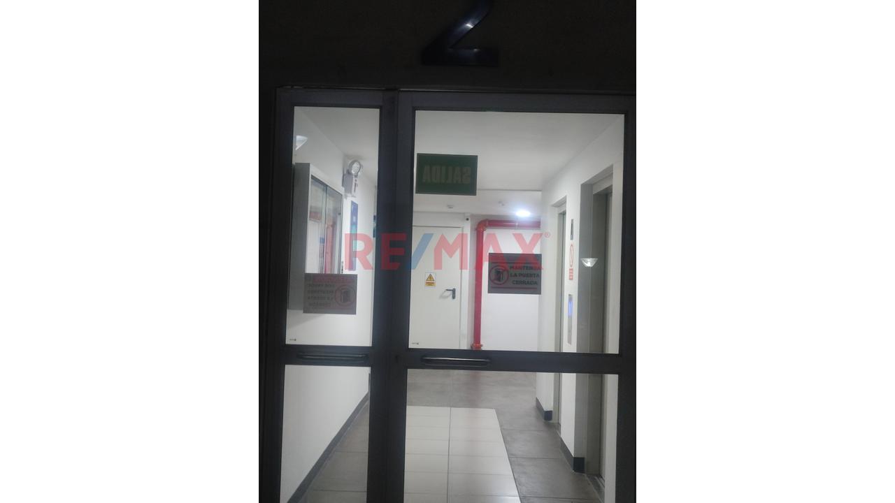 Se Alquila Dpto. De Estreno Con Cochera En El Rímac Condominio 300 Los Altos Del Rímac. - 18