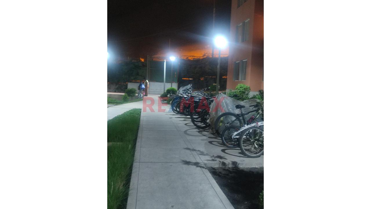 Se Alquila Dpto. De Estreno Con Cochera En El Rímac Condominio 300 Los Altos Del Rímac. - 15