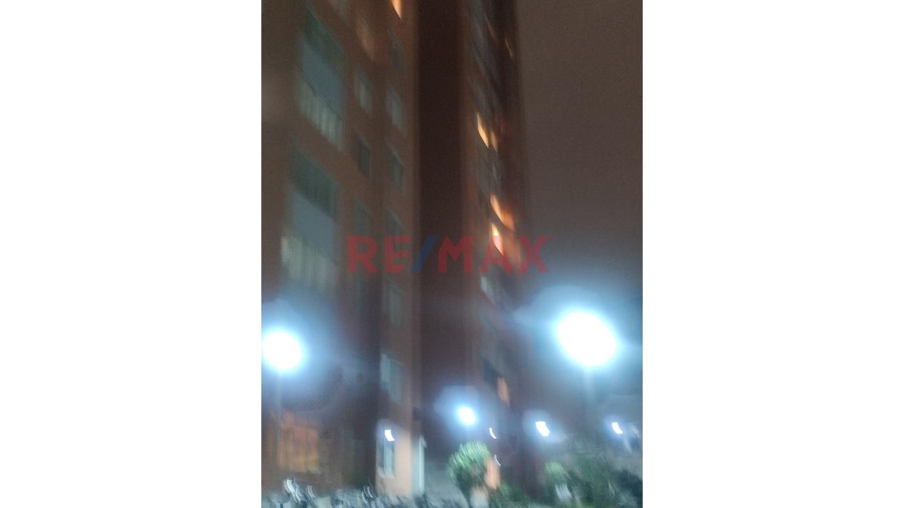 Se Alquila Dpto. De Estreno Con Cochera En El Rímac Condominio 300 Los Altos Del Rímac. - 17