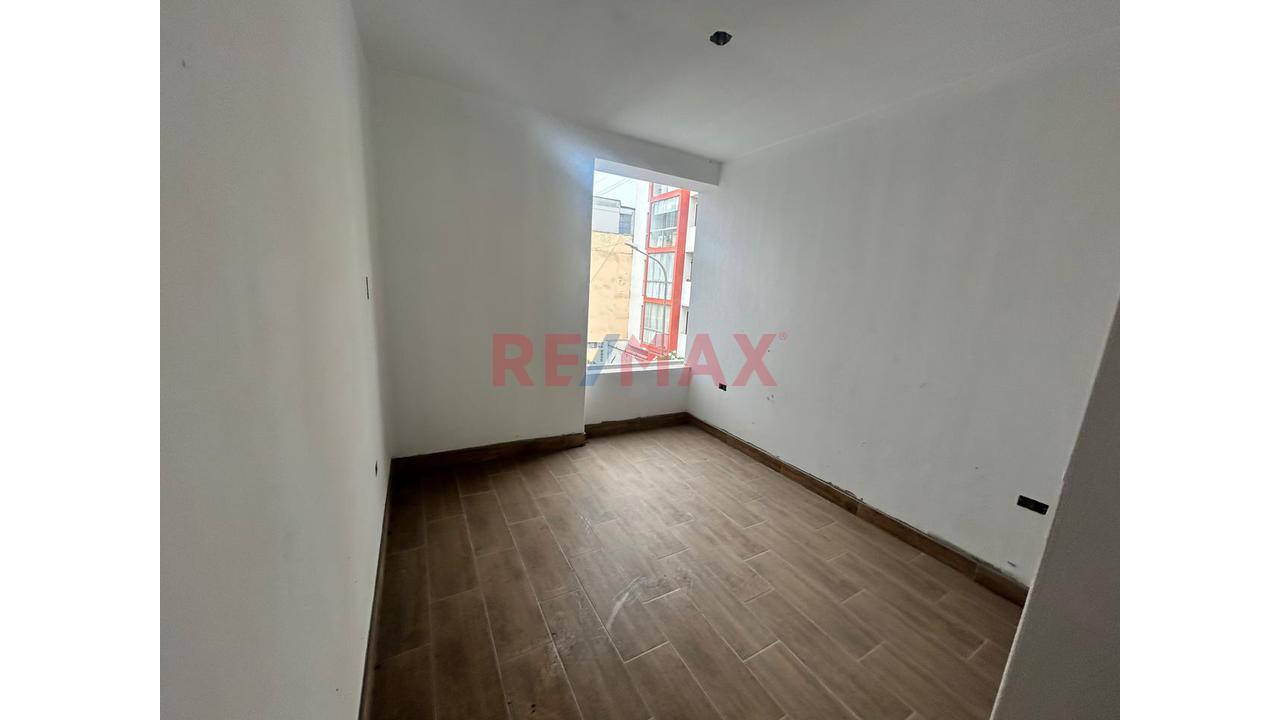 Venta De Departamento En Surquillo – Cerca A Real Plaza Primavera | 3 Dorm + Balcón — foto 7