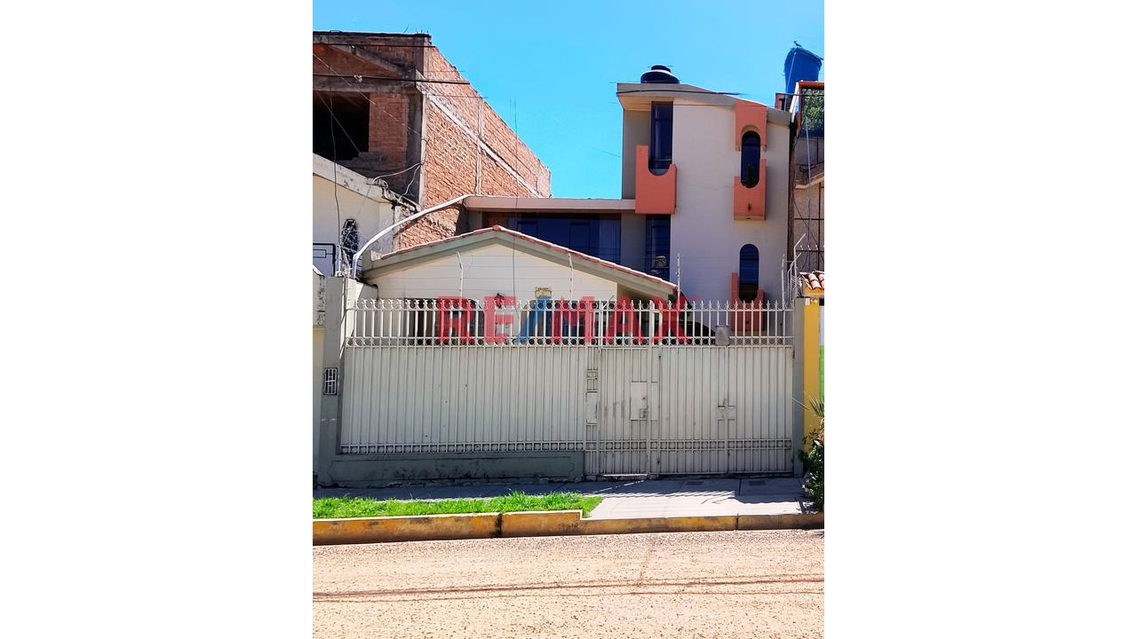 🏡 Casa Amplia De 3 Pisos De 160 M² Con Cochera En San Carlos - 1