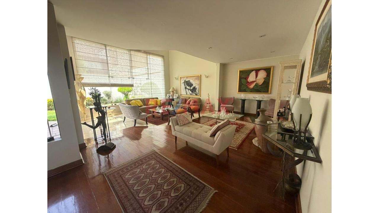 Venta De Hermosa Casa Con Piscina Frente A Parque, La Molina - 3