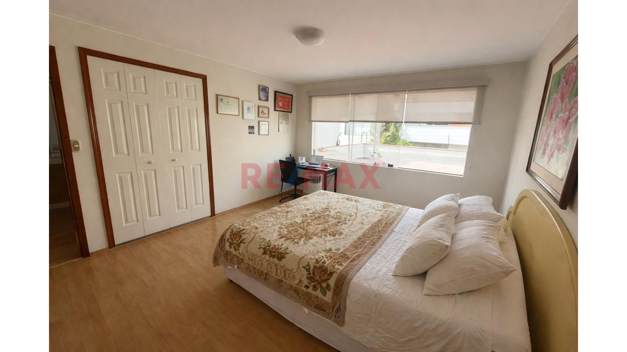 Venta De Hermosa Casa Con Piscina Frente A Parque, La Molina - 16