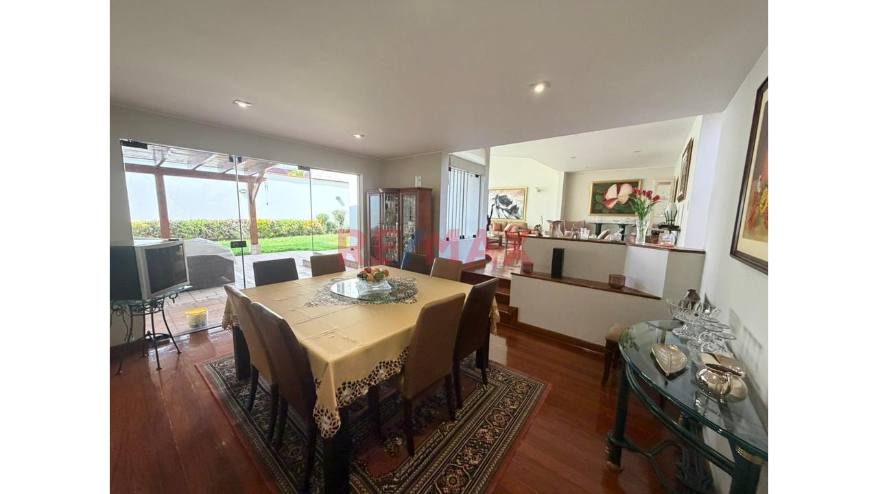 Venta De Hermosa Casa Con Piscina Frente A Parque, La Molina - 6