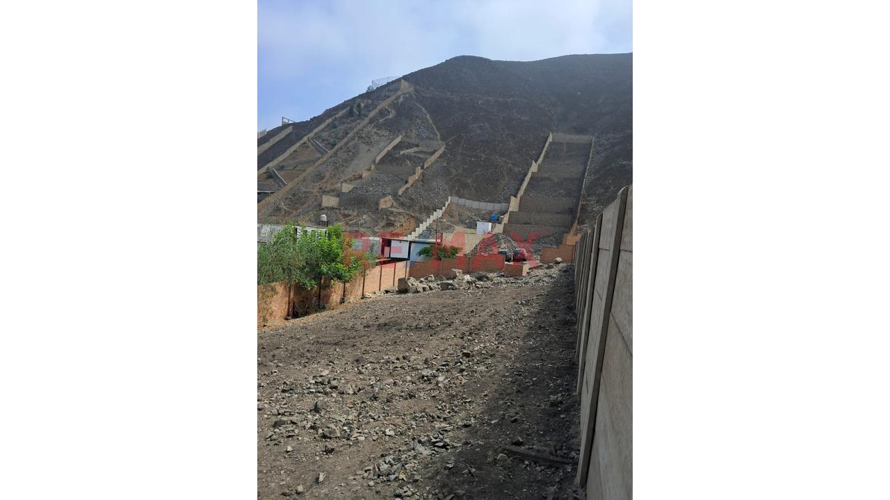 La Molina. La Planicie. Excelente Terreno De Casi 1,500 M2. — foto 5