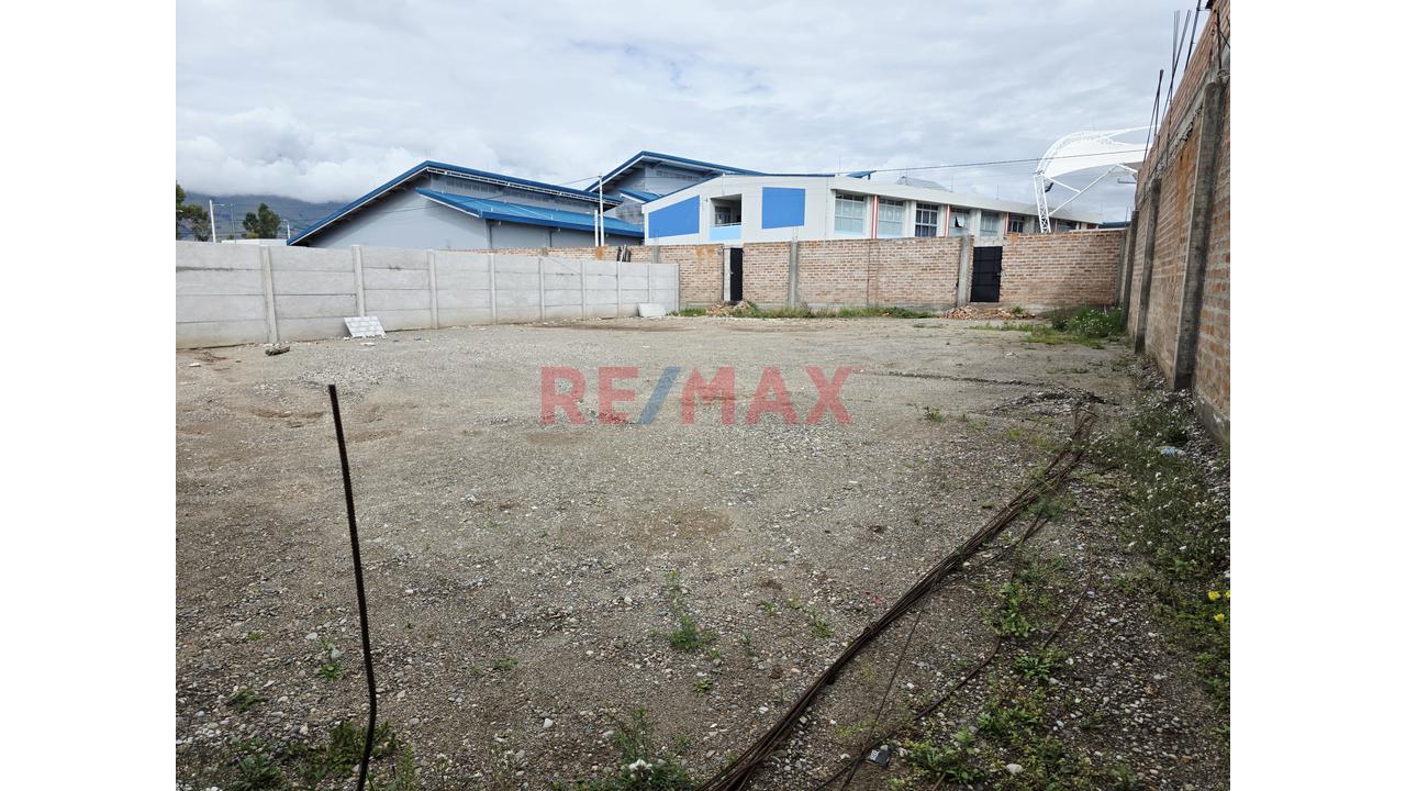 🏡 ¡Oportunidad Única En Chupaca! Terreno Urbano Estratégico Al Costado Del Colegio 19 De Abril Por La Av. Los Heroes - Documentos Saneados En Registros Publicos. - 16