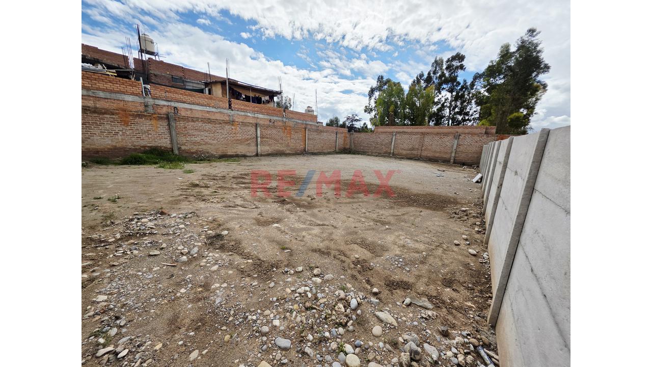 🏡 ¡Oportunidad Única En Chupaca! Terreno Urbano Estratégico Al Costado Del Colegio 19 De Abril Por La Av. Los Heroes - Documentos Saneados En Registros Publicos. — foto 14