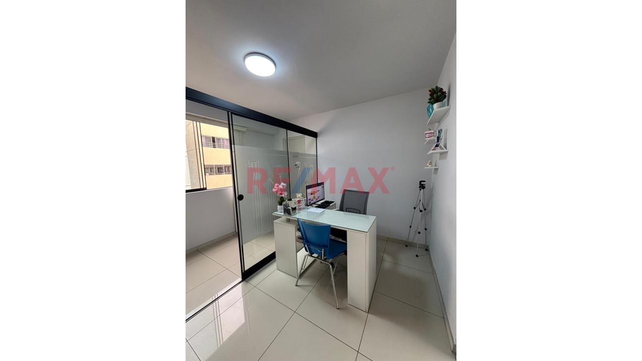 Se Vende Oficina En Zona Estrategica De Miraflores — foto 2