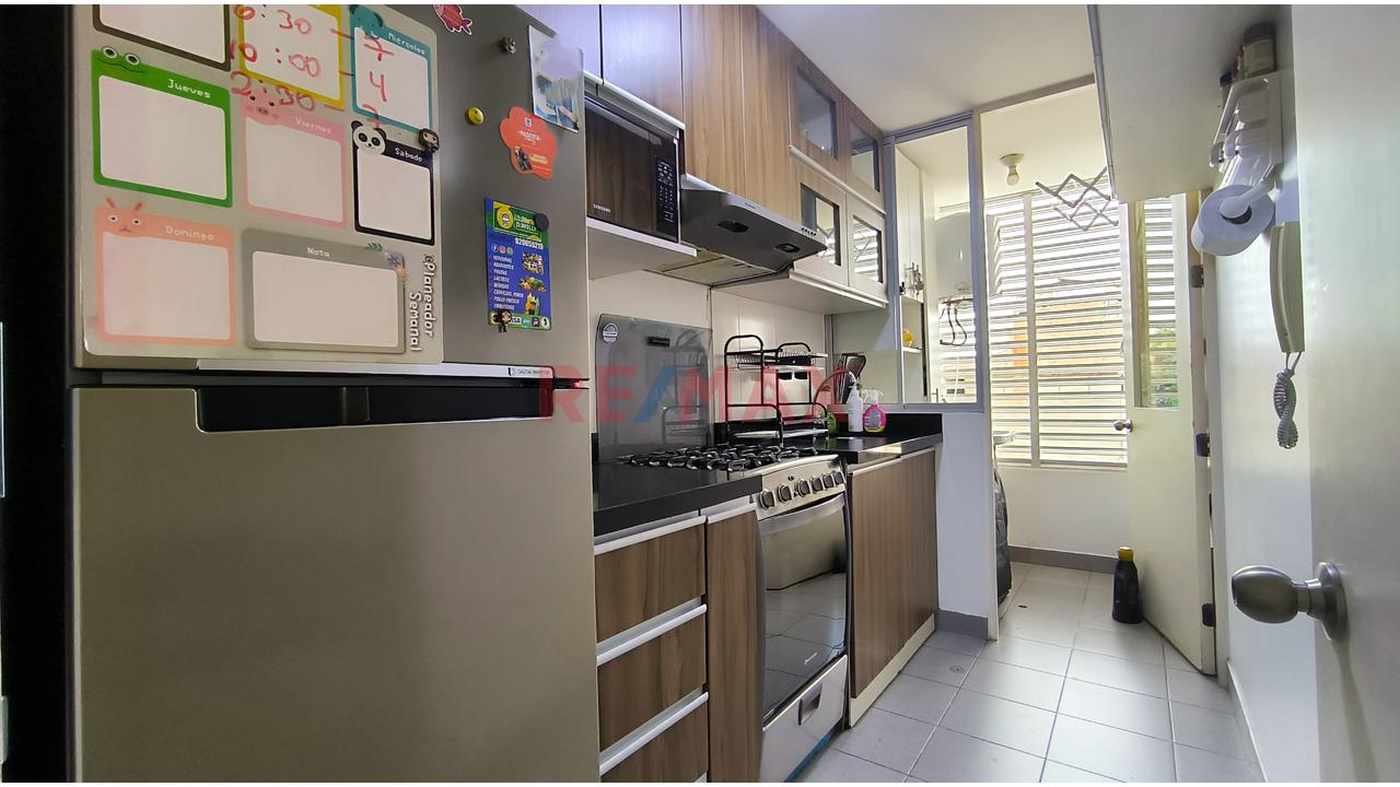 Flat 3Er Piso 3 Hab + Estacionamiento - 7