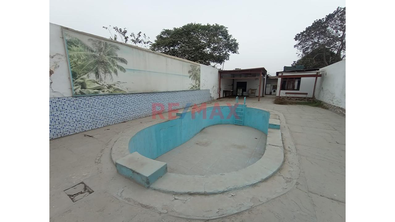 Vendo Amplia Propiedad De 4 Pisos De 428M² Con Piscina Y Jardín - 20