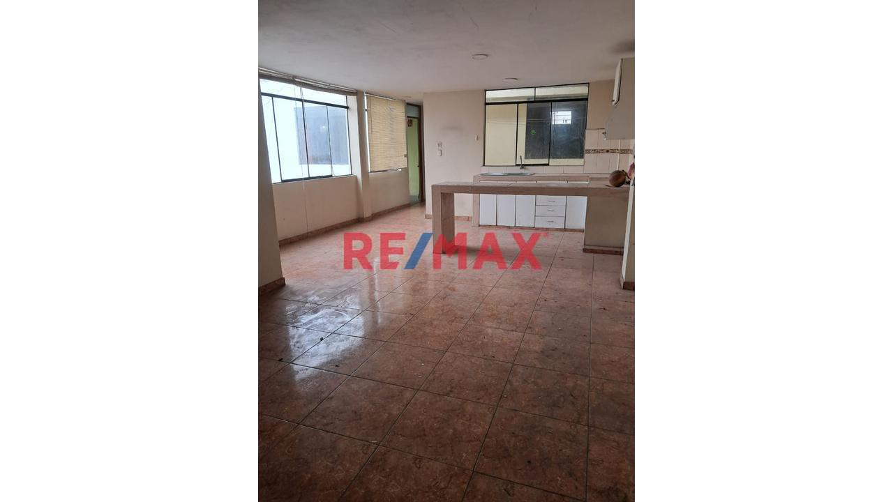 Local/Casa Para Todo Tipo De Negocio San Martin De Porres Limite Con Los Olivos — foto 5