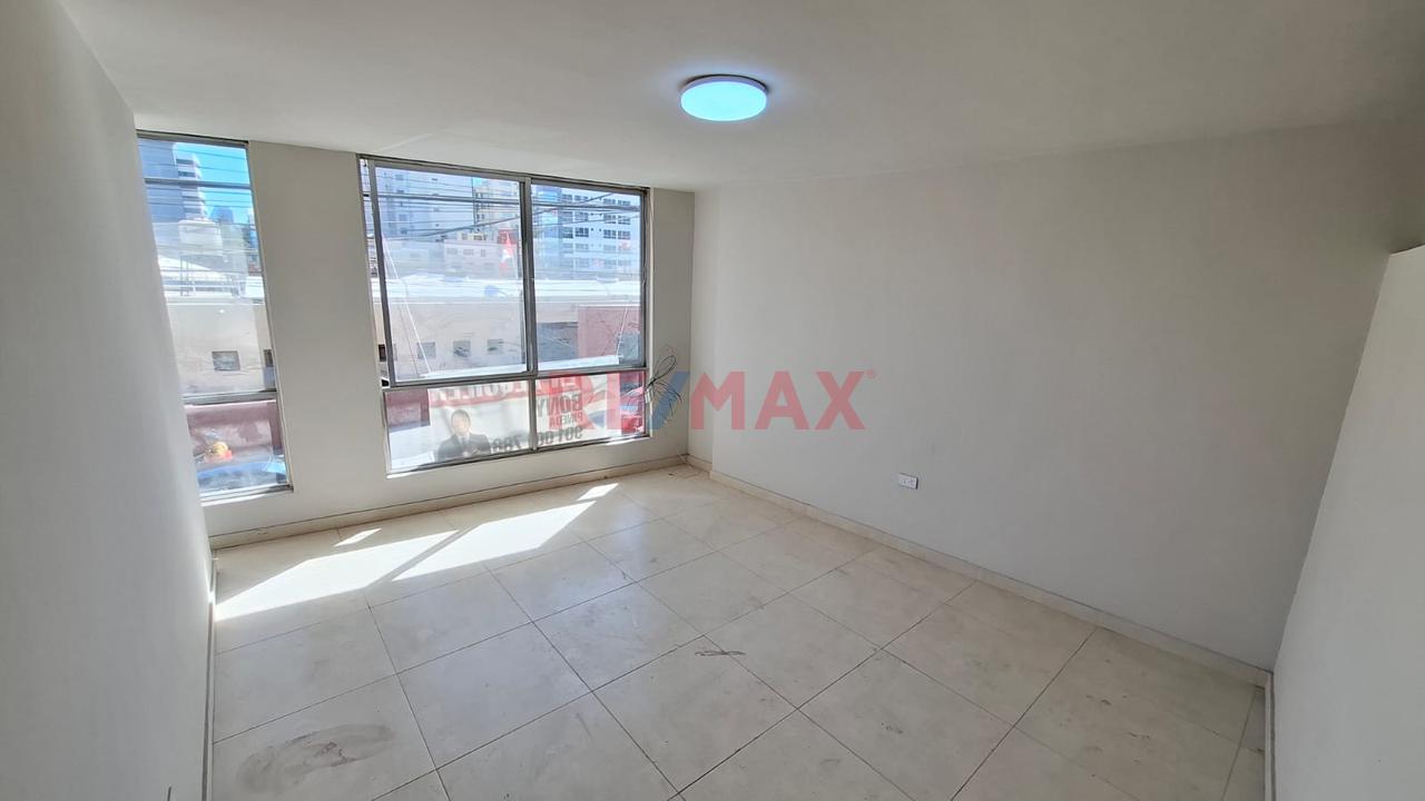 🏪 Casa Comercial En Alquiler A Media Cuadra De Av. Ejercito En Yanahuara 🚀 - 8