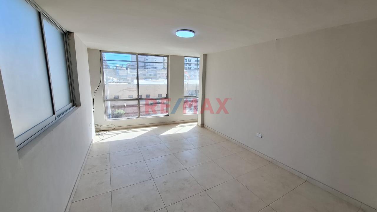 🏪 Casa Comercial En Alquiler A Media Cuadra De Av. Ejercito En Yanahuara 🚀 - 5