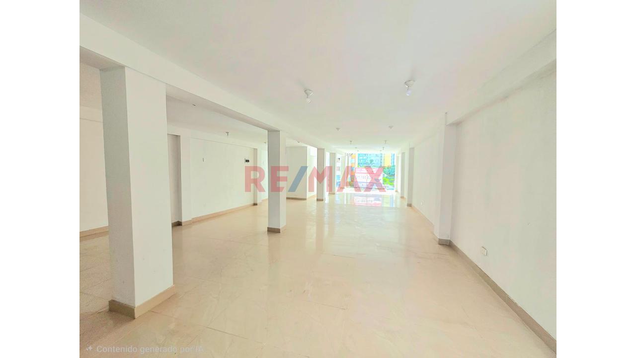 📍 Local Comercial De 160 M² En Alquiler – Urb. Retablo 🚀 — foto 4