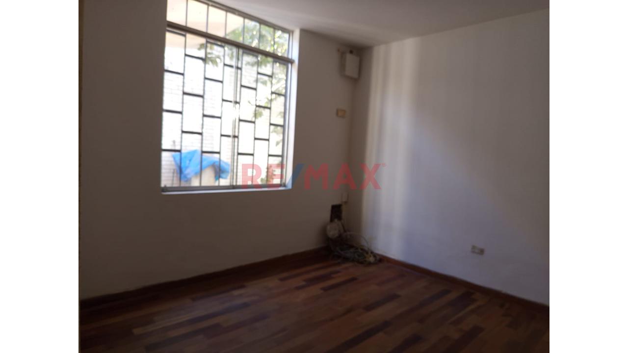 Vendo Hermosa Casa En Alfredo Mendiola -Los Olivos - 6