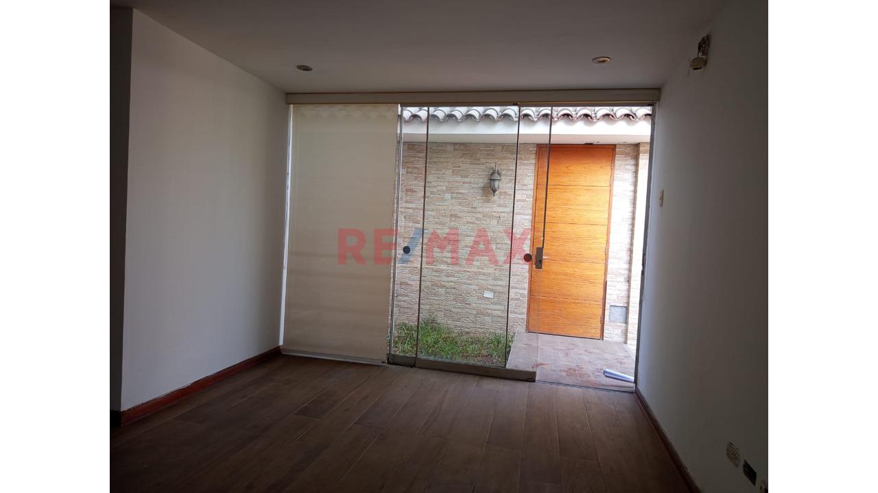 Vendo Hermosa Casa En Alfredo Mendiola -Los Olivos - 10
