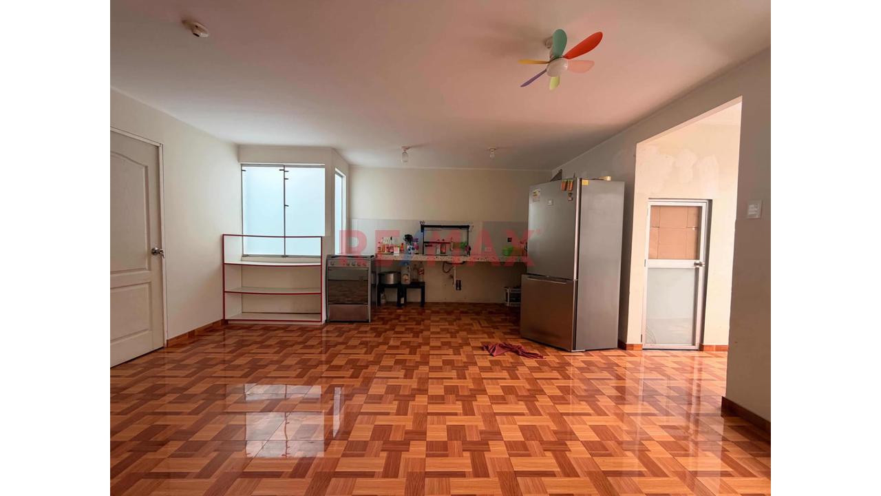 Casa / Venta / San Martin De Porres — foto 11