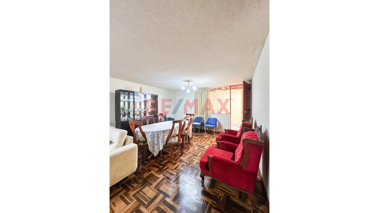 🏡 Primer Piso Independiente Tipo Casa En Venta – La Perla - 4