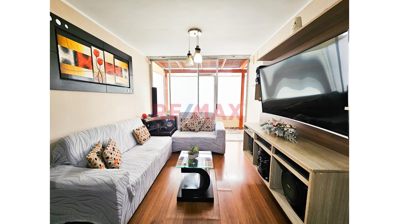 Venta De Moderno Departamento En Primer Piso En Condominio Full Amenities – Breña — foto 3