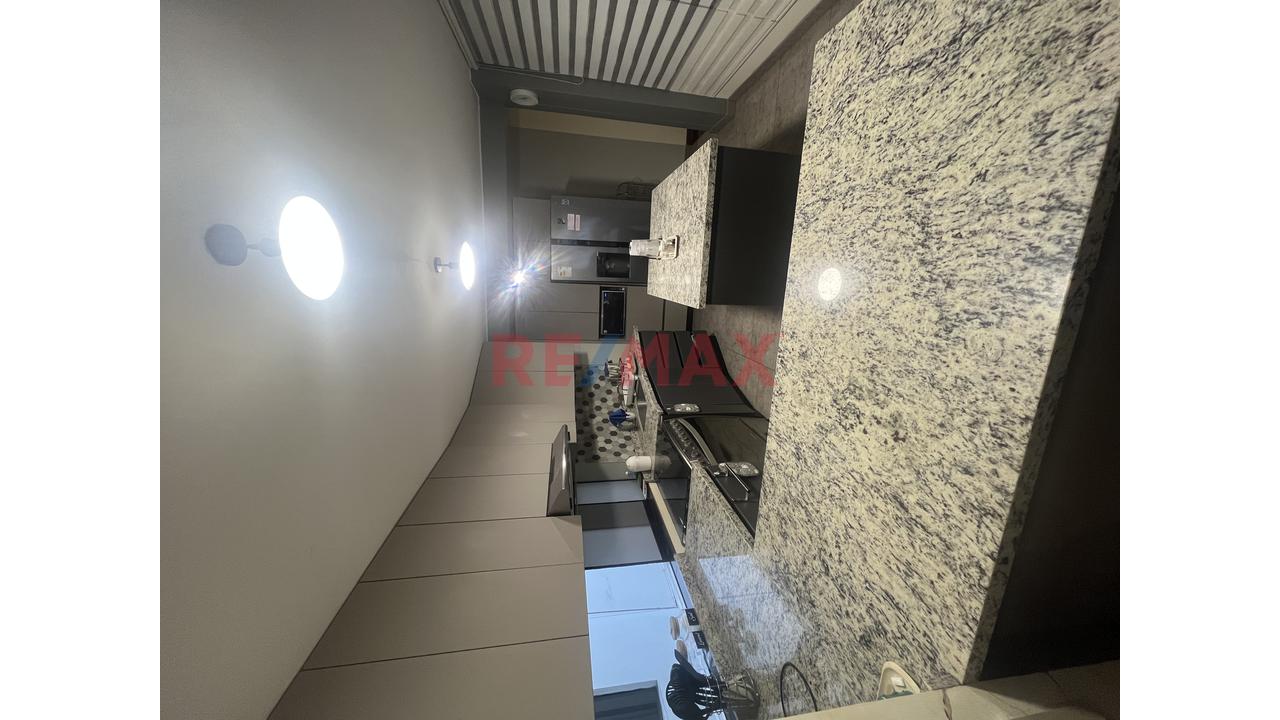 Alquilo Departamento 200M2 Urb Higuereta — foto 5