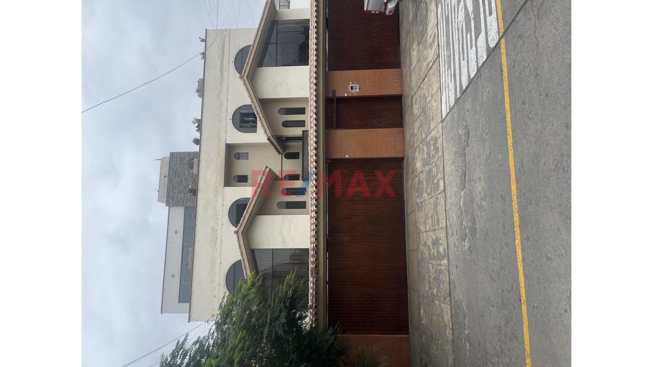 Alquilo Departamento 200M2 Urb Higuereta — foto 9