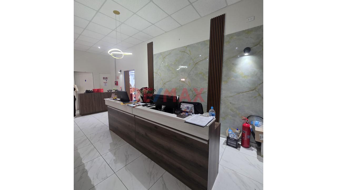 Alquiler Primer Piso, Oficina 235M², En Surco S/. 15,000 — foto 6