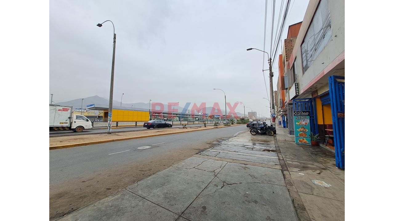 Oportunidad En Comas - Av. Universitaria/ Av. 22 De Agosto - 4