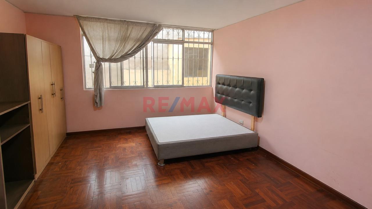 Vendo Casa De 350M² En Surco Oportunidad Unica Para Inversionistas - 8