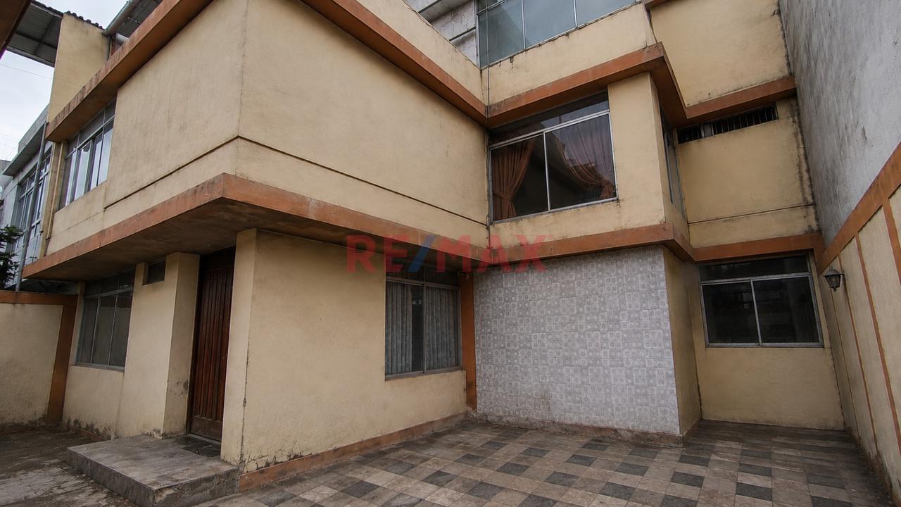 Vendo Casa De 350M² En Surco Oportunidad Unica Para Inversionistas - 2